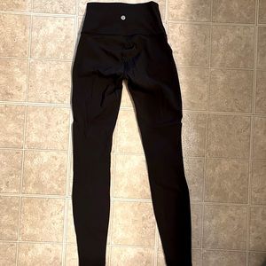 Lululemon black 7/8 leggings size 2